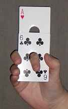 Karte durch Finger (Card through Finger)