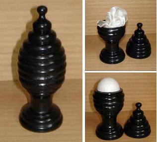 Golfball – und Tuchvase „Golf Ball and Silk Vase“