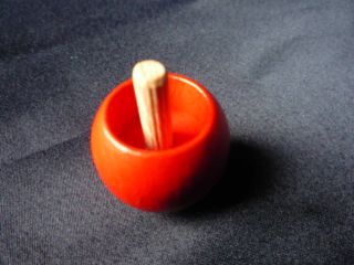 Stehauf – Kreisel aus Holz